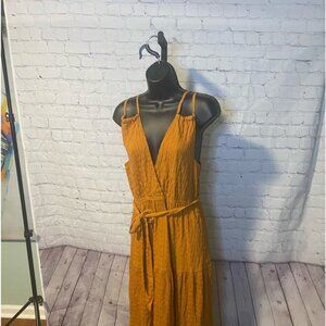 NWT LUSH CLOTHING HALTER MAXI DRESS